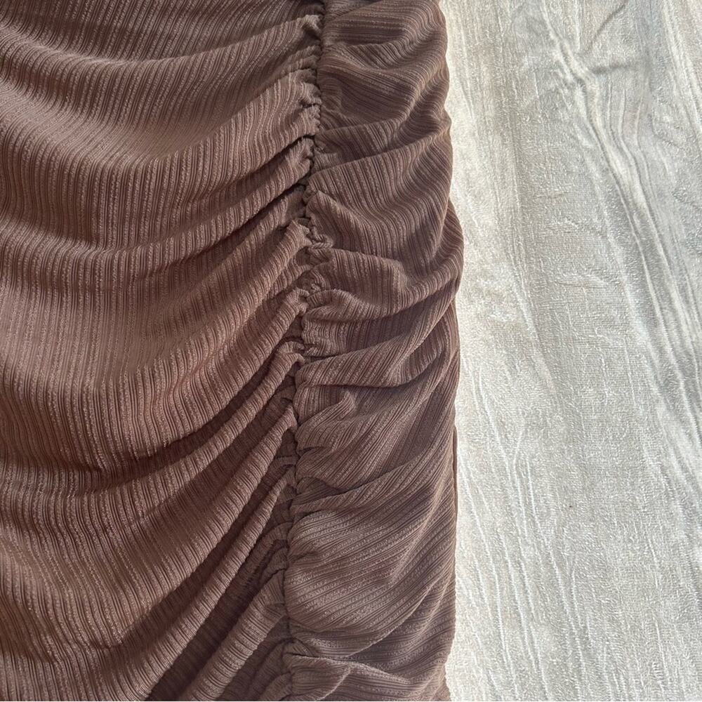 Naked Wardrobe Ruched Tan Bodycon Mini Skirt Elastic Waist NEW Size L - Picture 3 of 5